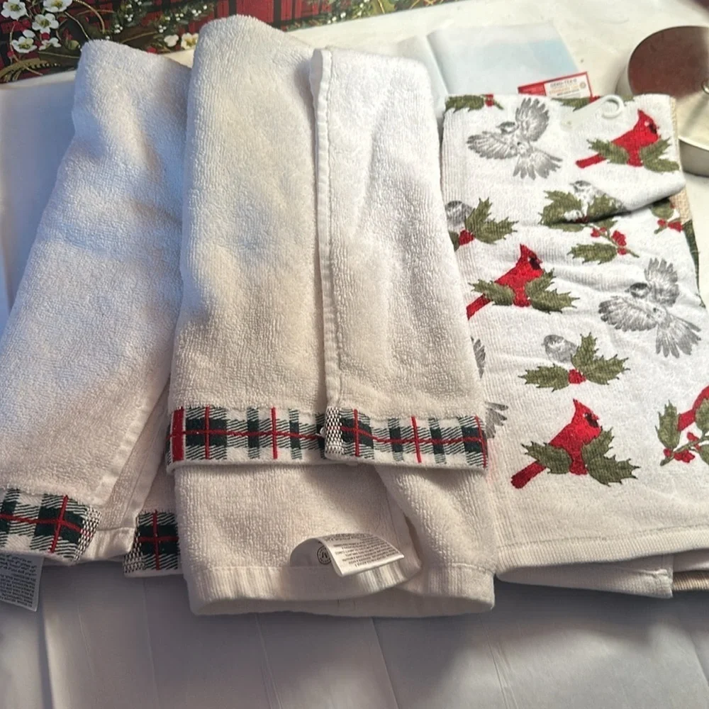 Christmas towels